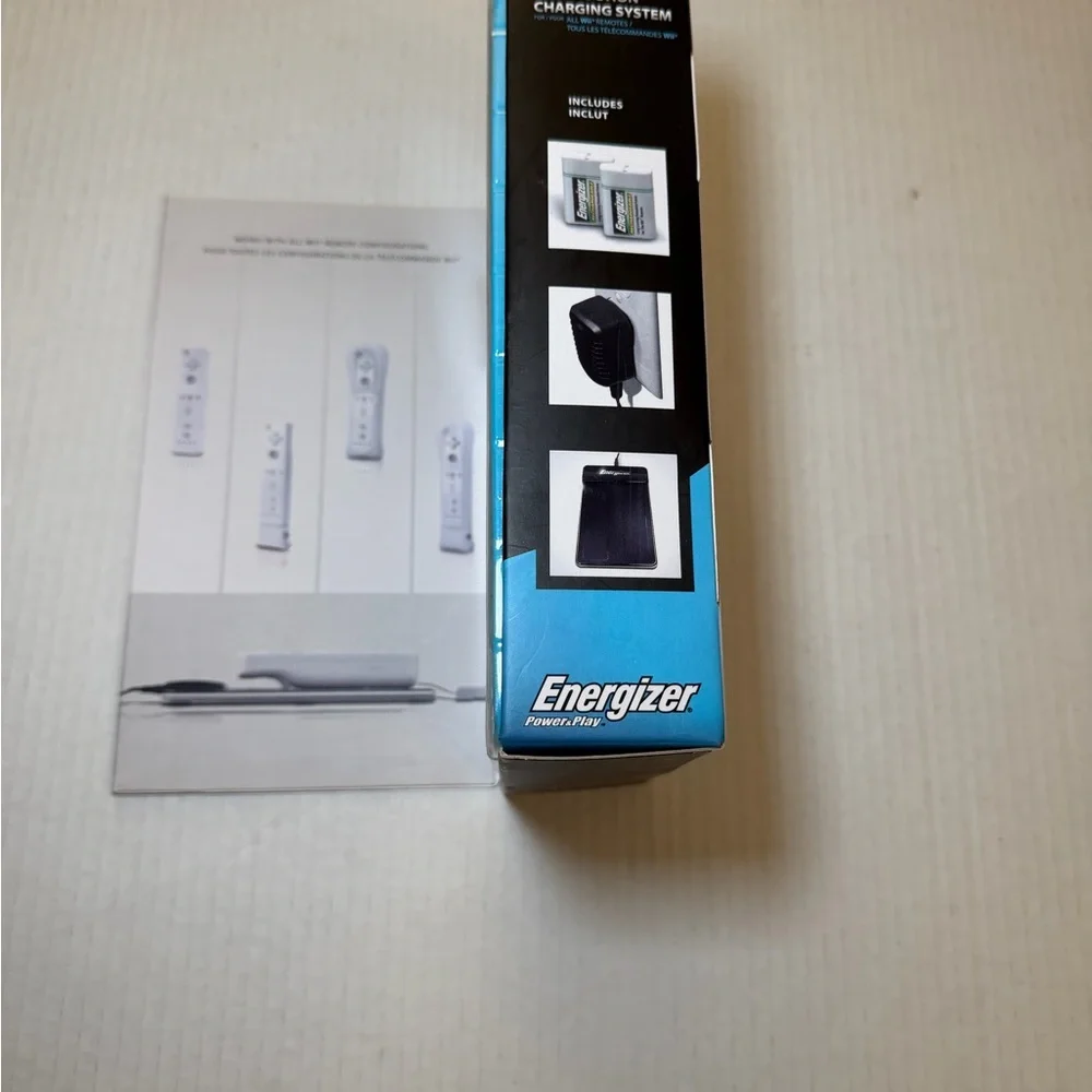 Energizer Flat Panel 2X Induction Charger Nintendo Wii Remotes NEW Open Box